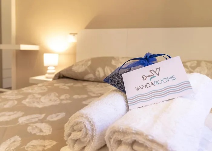 Vanda Rooms